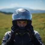 how-to-wear-a-motorcycle-helmet